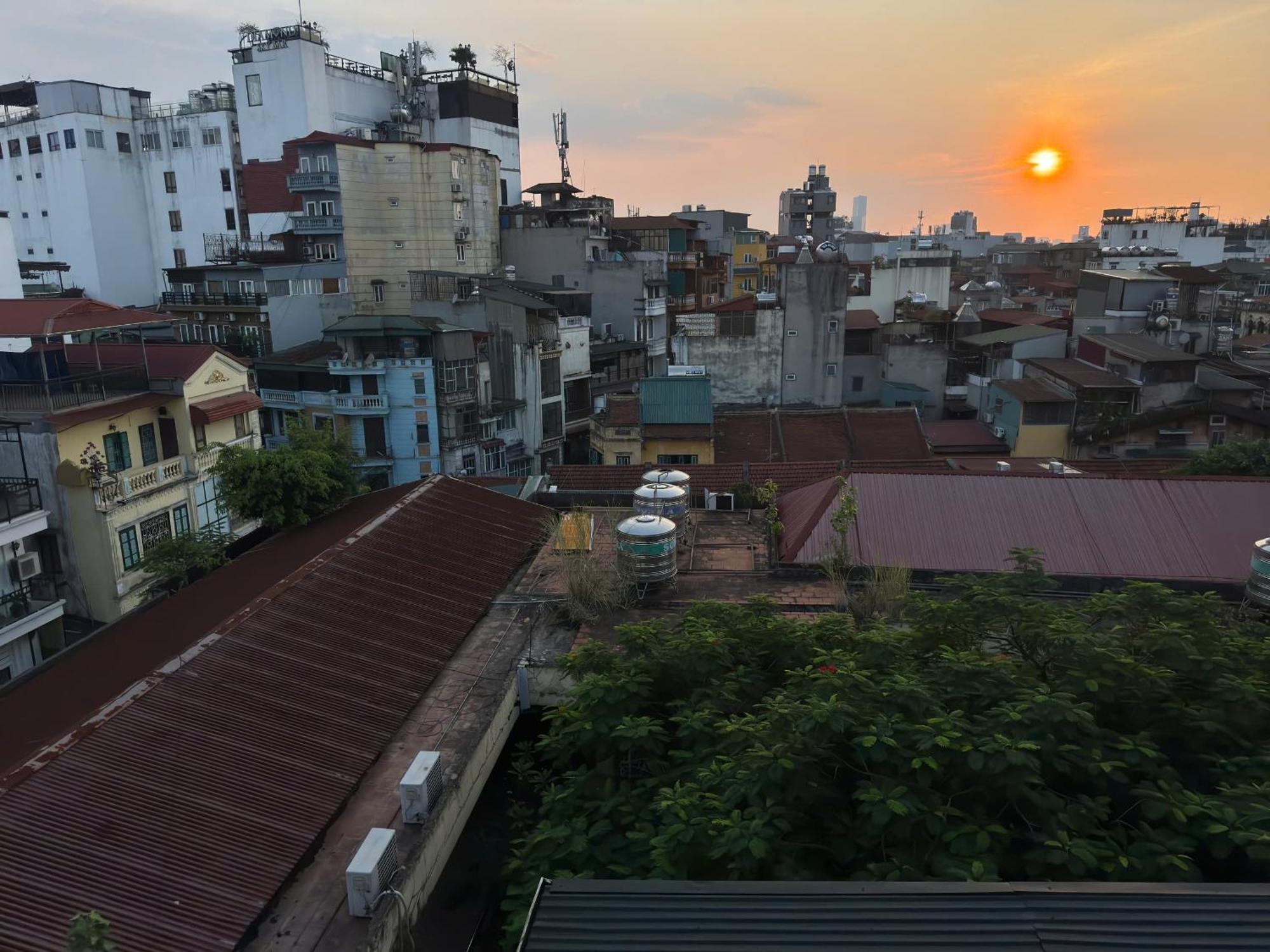Fortuna Homestay 河内 外观 照片
